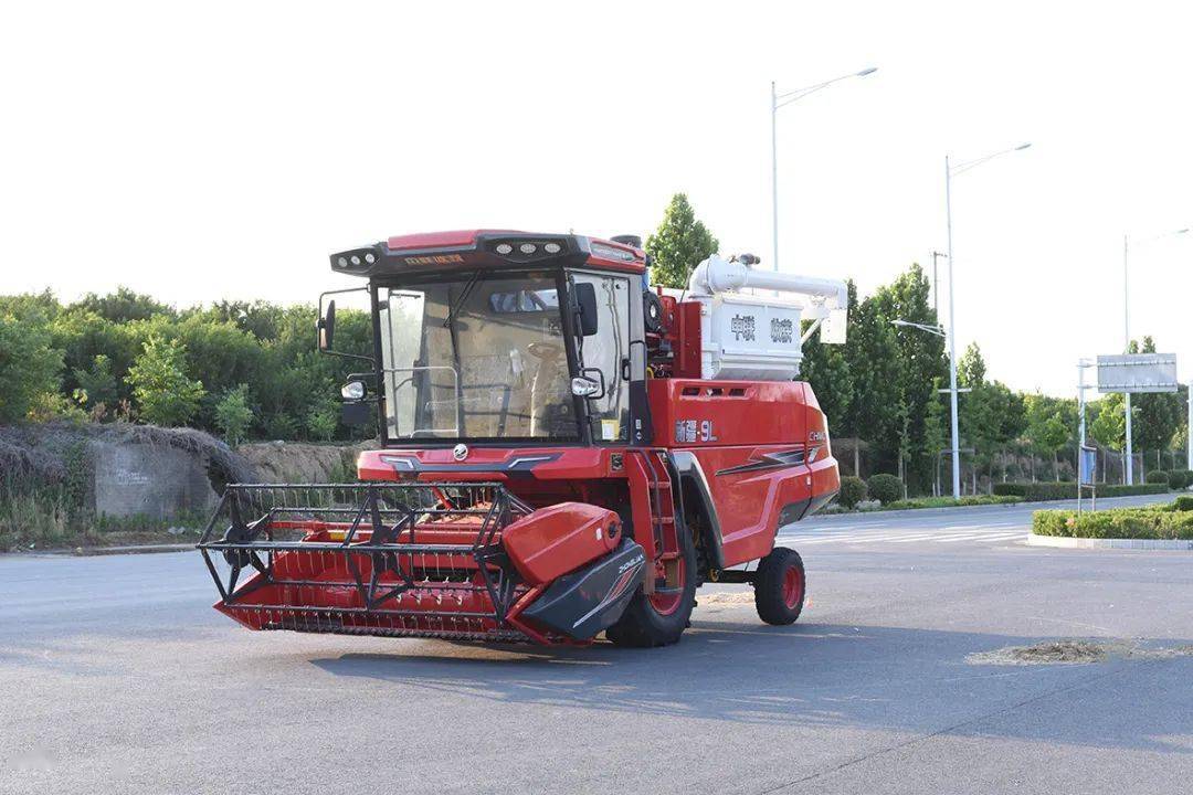 來(lái)自保定華師傅的認(rèn)可:從新疆-7到新疆-9,中聯(lián)收獲一直是我中意的品牌(圖5) 來(lái)自保定華師傅的認(rèn)可:從新疆-7到新疆-9,中聯(lián)收獲一直是我中意的品牌(圖5)